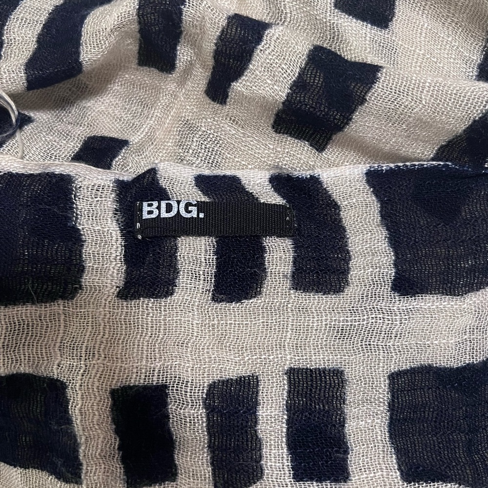 BDG urban outfitters scarf
